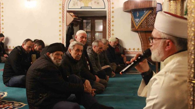 Kırklareli’nde Berat Kandili Dualarla İhya Edildi