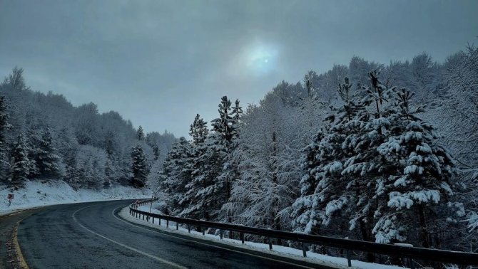 Kütahya’nın Domaniç Dağı’na Mart Karı
