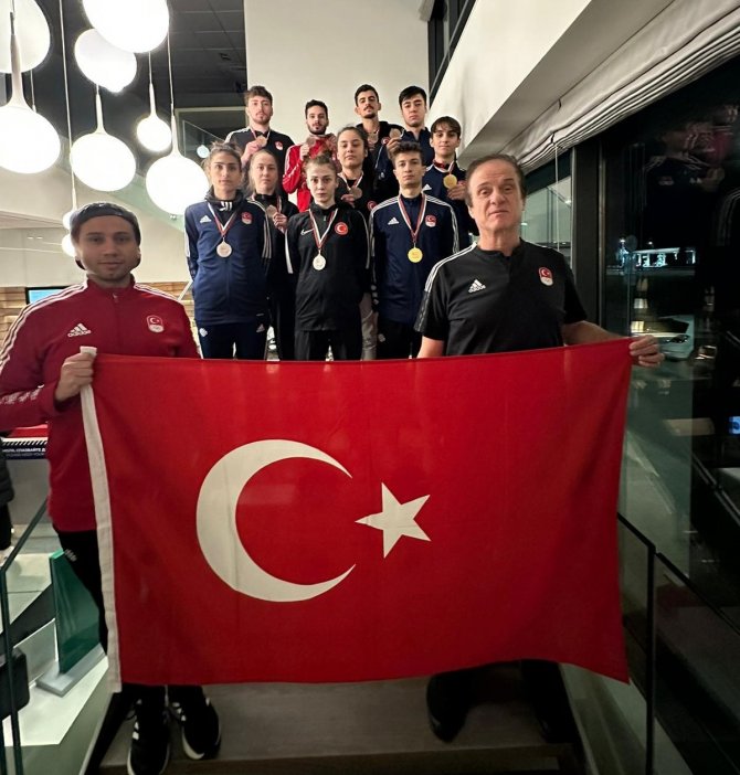 Bulgaristan’da Tekvandoda 10 Madalya
