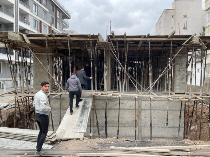 Siirt Belediyesi Ekipleri İnşaatlarda Denetimlerini Arttırdı