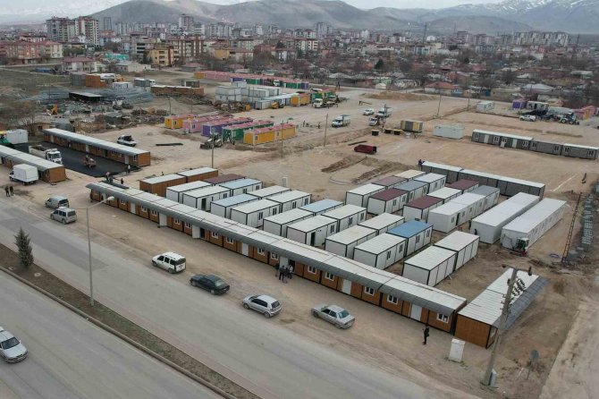 Elbistan Talas Kent Ticaret Alanı Hizmete Girdi