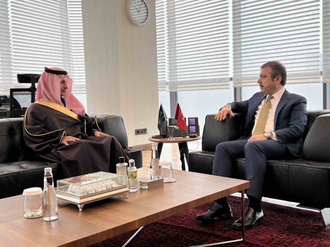 Tcmb, Suudi Arabistan İle 5 Milyar Dolarlık Mevduat Anlaşması Yaptı