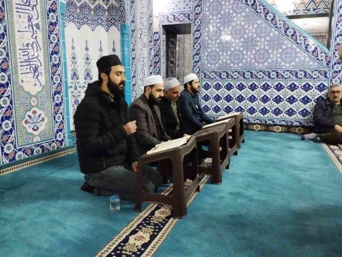 Varto’da Berat Kandili Programı Yoğun İlgi Gördü