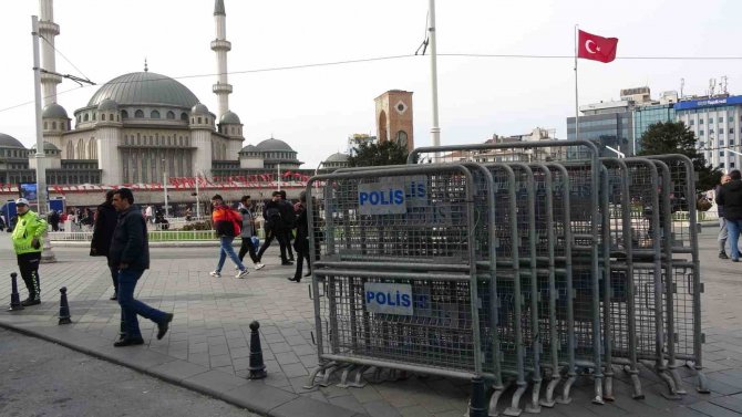 Taksim’de Güvenlik Önlemi