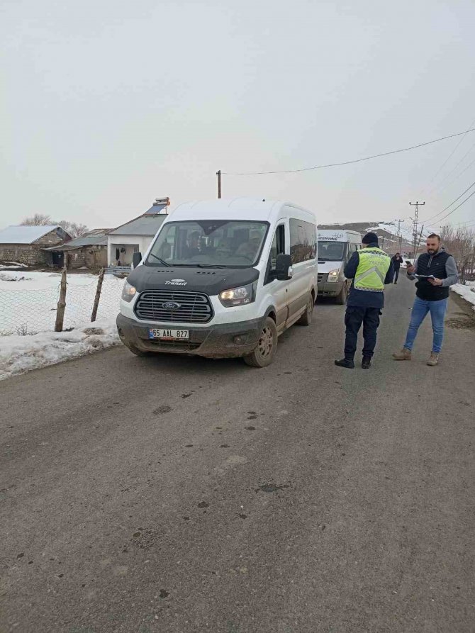 Ağrı’da Taşımalı Eğitim Servis Araçları Denetlendi