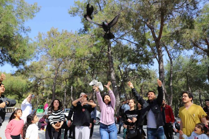 Büyükşehir’den Depremzedelere Moral Gezisi