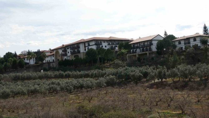 Şampiyon Eski Milli Güreşçi Bu Sefer Gönüllerin Şampiyonu Oldu