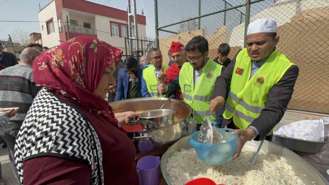 Bekder, Türkiye’de Depremzedelere Yardım Etmeye Devam Ediyor