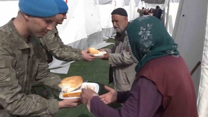 Teröristlerin Korkulu Rüyası Komandolar Yüzleri Güldürüyor
