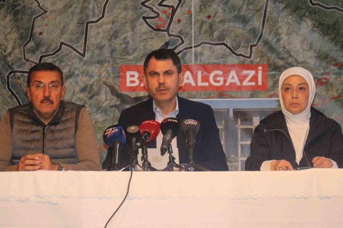 Bakan Kurum: "Hasar Tespitlerimizi 5 Bin 600 Personelimizle 6 İlimizde Aralıksız Sürdürüyoruz”