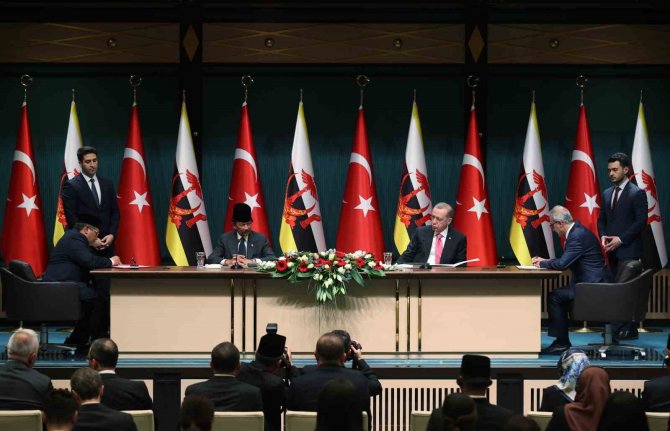 Cumhurbaşkanı Erdoğan’dan Brunei Darüsselam Sultanı Waddaulah’a Teşekkür