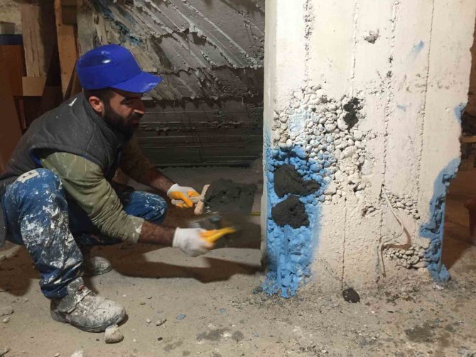 Depremden Sonra Vatandaşlar Kolon Bakımı Yaptırıyor