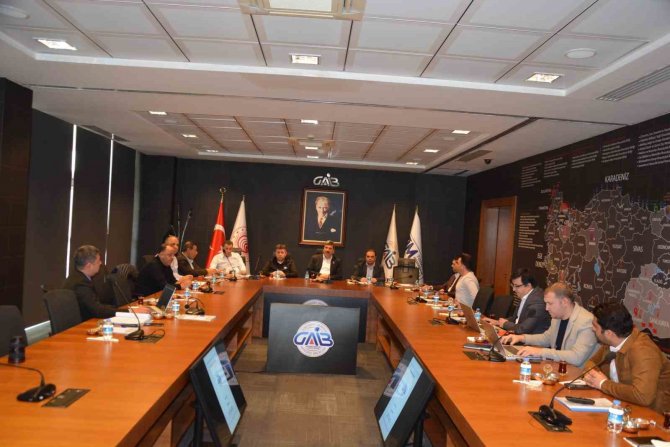 Dünyanın Halısını Gaziantep Üretiyor