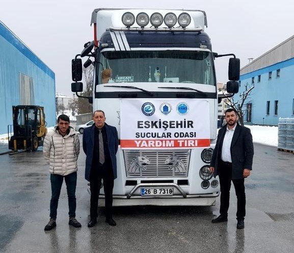 Sucular Ve Servisçiler Odası Deprem Bölgesine 200 Bin Litre İçme Suyu Gönderdi