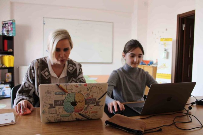 Robotik Kodlama İle Kendilerini Geleceğin Teknolojisine Hazırlıyorlar