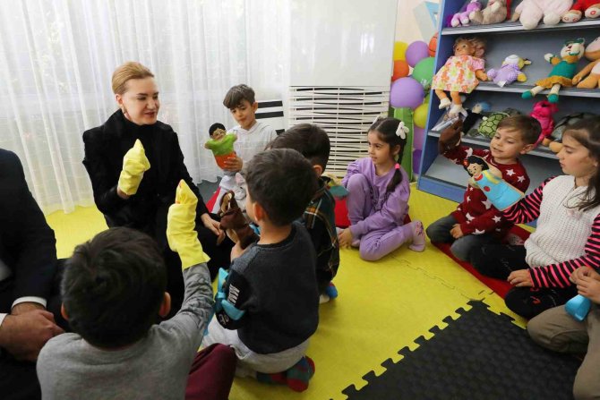 Deü’den Depremzede Çocuklar İçin Kreş Hizmeti