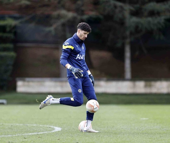 Fenerbahçe, Sevilla Maçı Hazırlıklarına Devam Etti