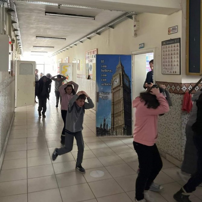 Afyonkarahisar’da Deprem Tatbikatı Yapıldı