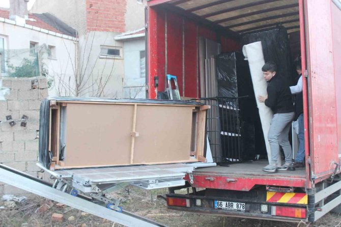 Deprem Tehlikesinden Kaçan İ̇stanbullular O İle Göç Etmeye Başladı