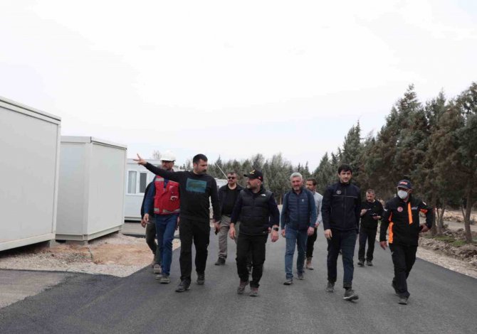 Ağrı Valisi Varol, Kahramanmaraş’ta Çalışmalarına Devam Ediyor
