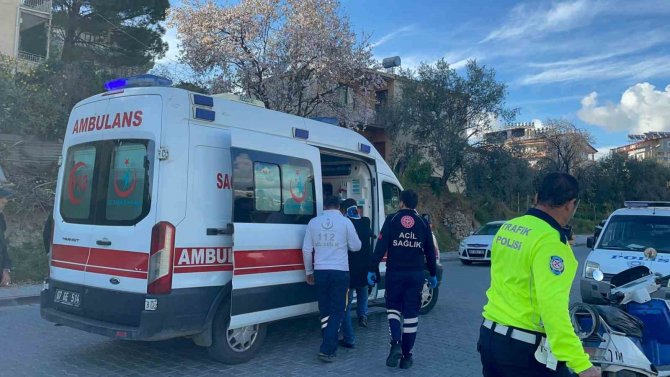 Gazipaşa’da Otomobille Motosiklet Çarpıştı: 1 Yaralı