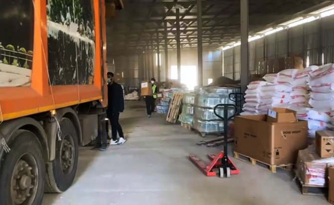 Keçiören Belediyesi Tırlar Dolusu Su Gönderiyor