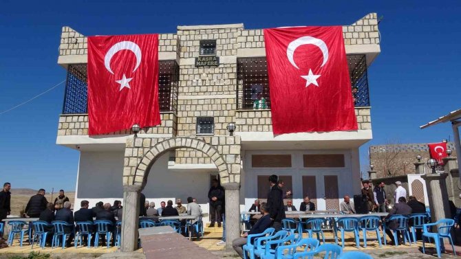 36 Yıl Önce Terör Örgütünün Şehit Ettiği 8 Sivil Törenle Anıldı