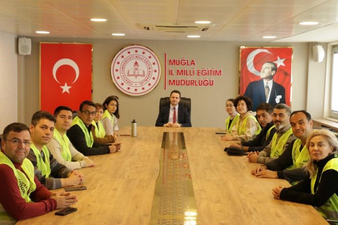 Muğla’dan Deprem Bölgesine Öğretmenler Psikososyal Destek İçin Gitti