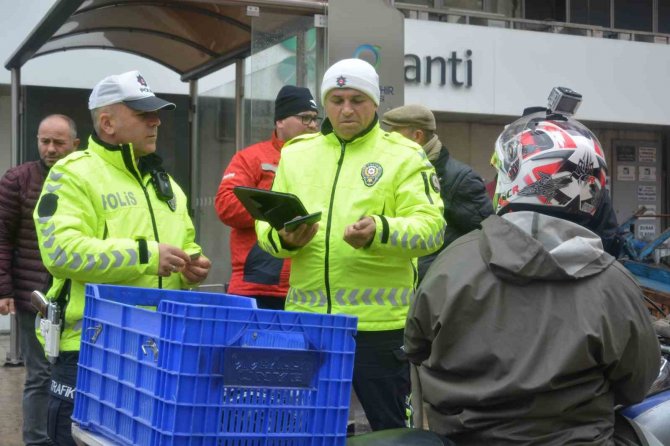 Ordu’da Motosiklet Sürücülerine Sıkı Denetim