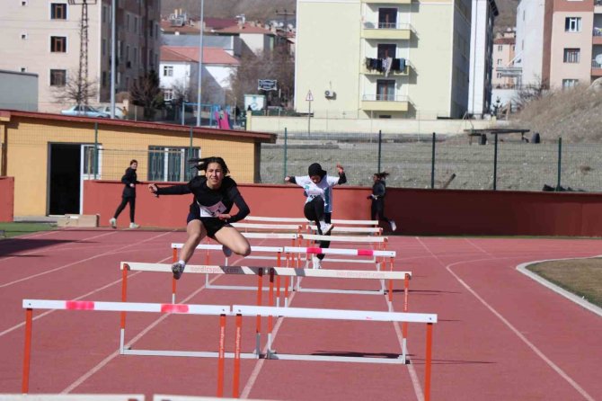 Puanlı Atletizm Müsabakaları Yapıldı