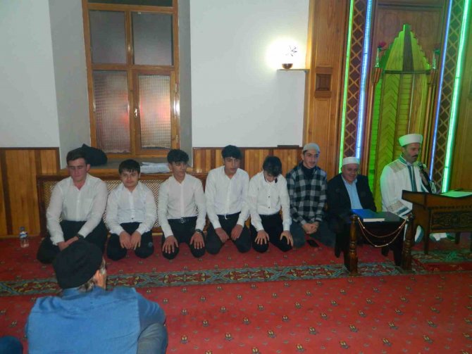Berat Kandili Posof’ta İdrak Edildi