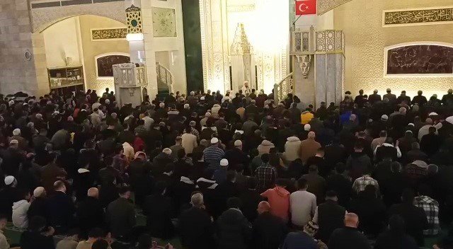 Denizli’de Berat Kandili Dualarla İdrak Edildi