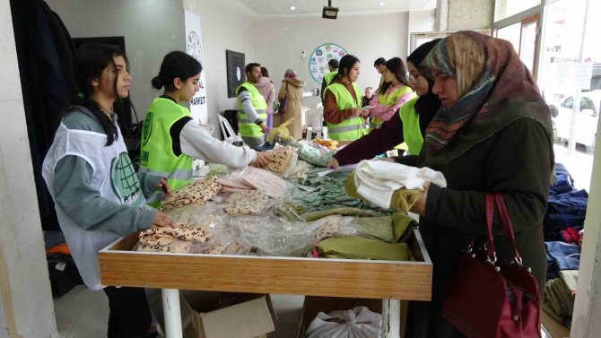 Siirt’te ’Sosyal Market’ İle 785 Depremzede Vatandaşın İhtiyacı Karşılandı