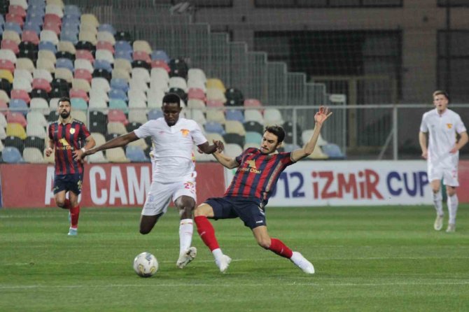 Spor Toto 1. Lig: Altınordu: 0 - Göztepe: 1