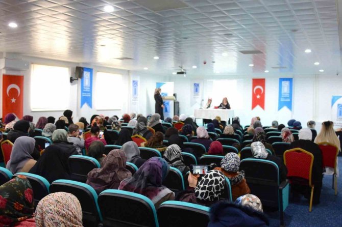 Tuşba Belediyesinden Depremzedeler İçin Hatim Ve Dua Programı