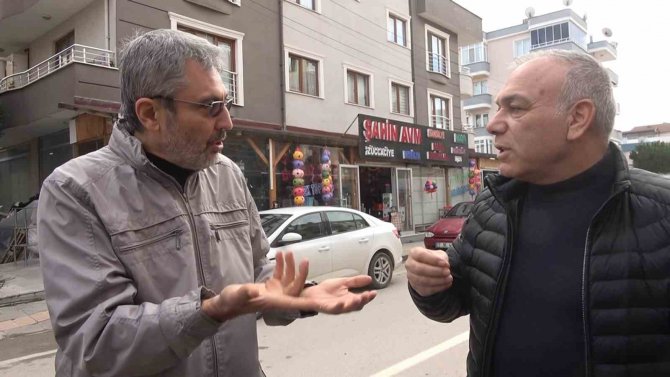 Yalova’da Projeye Aykırı Duvar Yıkılan Binadaki Bi̇m Market Mühürlendi
