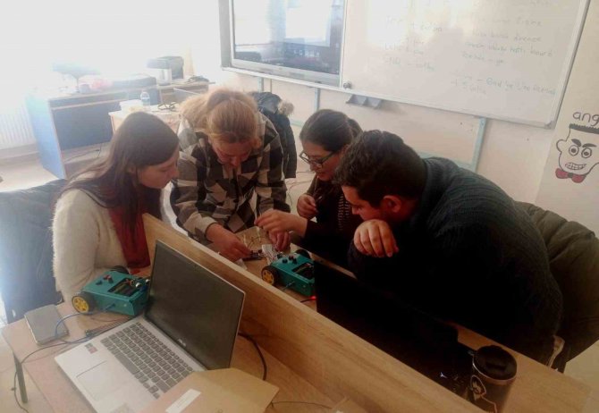 Aslanapa’da İdareci Ve Öğretmenlere Kodlama Eğitimi