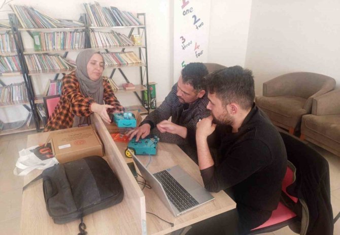 Aslanapa’da İdareci Ve Öğretmenlere Kodlama Eğitimi