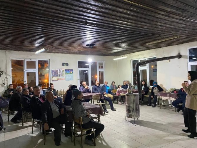 Karacasu’da Vatandaşlar Bilgilendirilmeye Devam Ediyor
