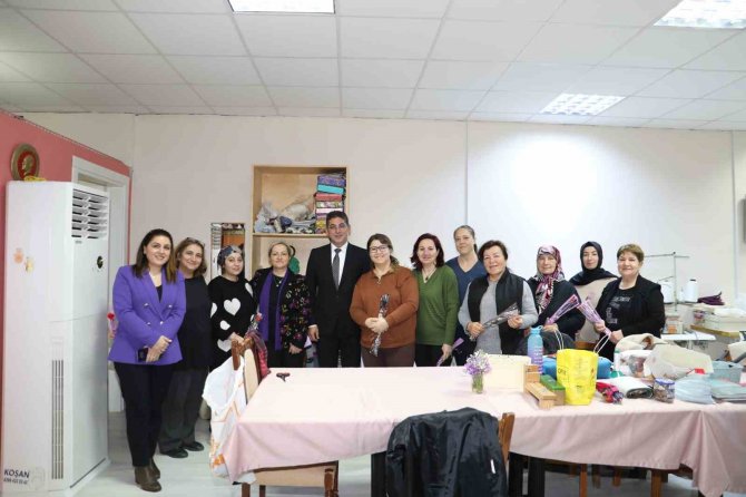 Dünya Emekçi Kadınlar Günü Kutlandı