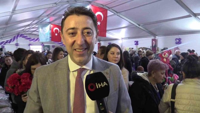 Bandırma’da 2.si Düzenlenen "El Emeği Alışveriş Günleri" Festivali Başladı