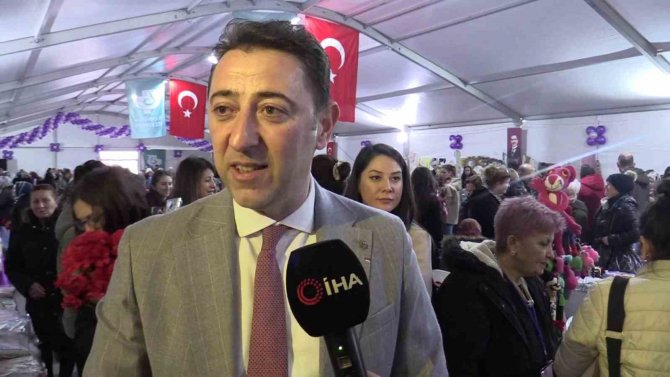 Bandırma’da 2.si Düzenlenen "El Emeği Alışveriş Günleri" Festivali Başladı