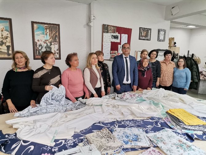Bandırmalı Kadınlardan Depremzedelere Destek