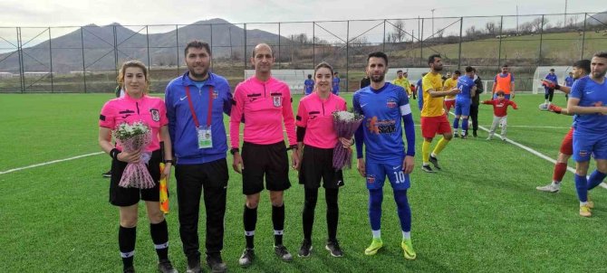 Batman’da Erkekler Oynadı, Kadınlar Yönetti