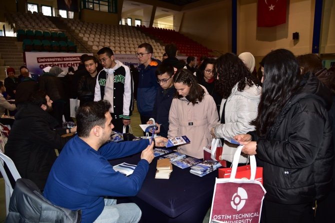 Baün’de Üniversite Tanıtım Günleri Yapıldı