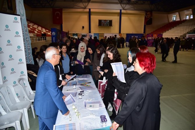 Baün’de Üniversite Tanıtım Günleri Yapıldı