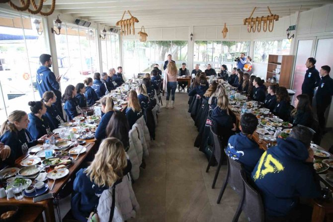 Bodrum Belediyesi Bodrumspor Kulübü Derneği, 8 Mart Dünya Kadınlar Günü’nde "Bodrum’un İ̇ncileri" İle Bir Araya Geldi