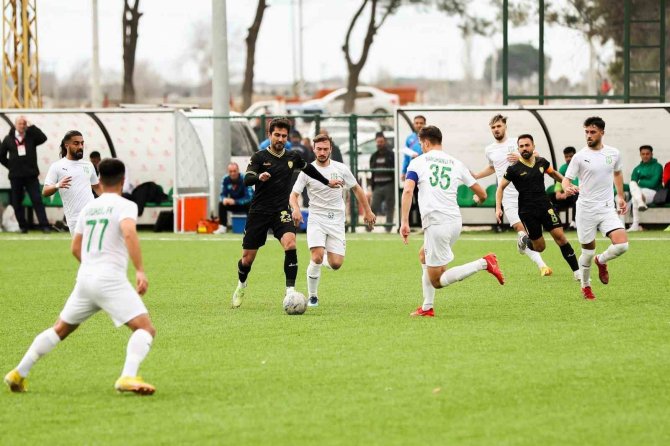 Aliağaspor Fk, Manisa Deplasmanından 3 Puan İle Döndü