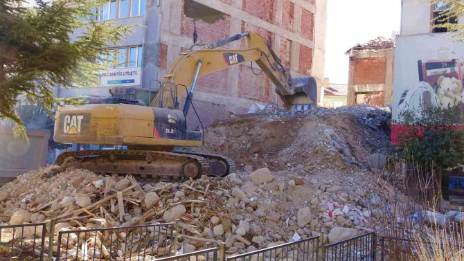 Depremde Toki̇ Farkı