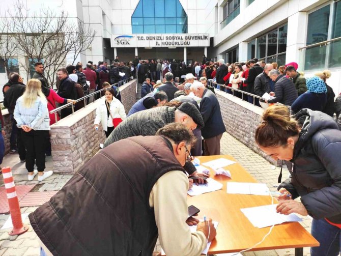 Denizli Sgk’da Eyt Yoğunluğu Sürüyor